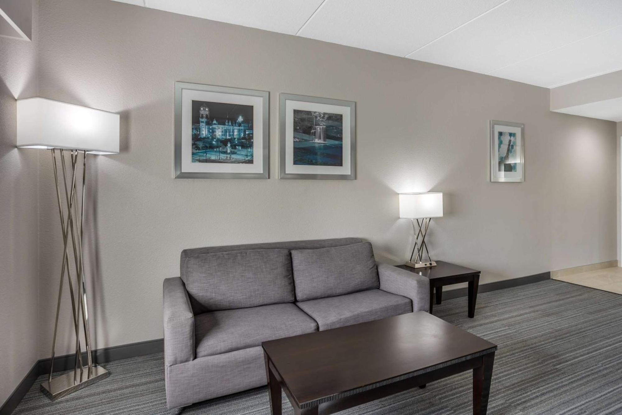 Best Western Plus Wilkes Barre-Scranton Airport Hotel Pittston Exteriér fotografie